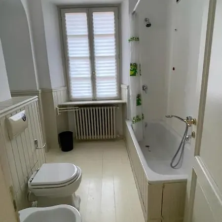 6 Posti Como Centro Storico Appartement *